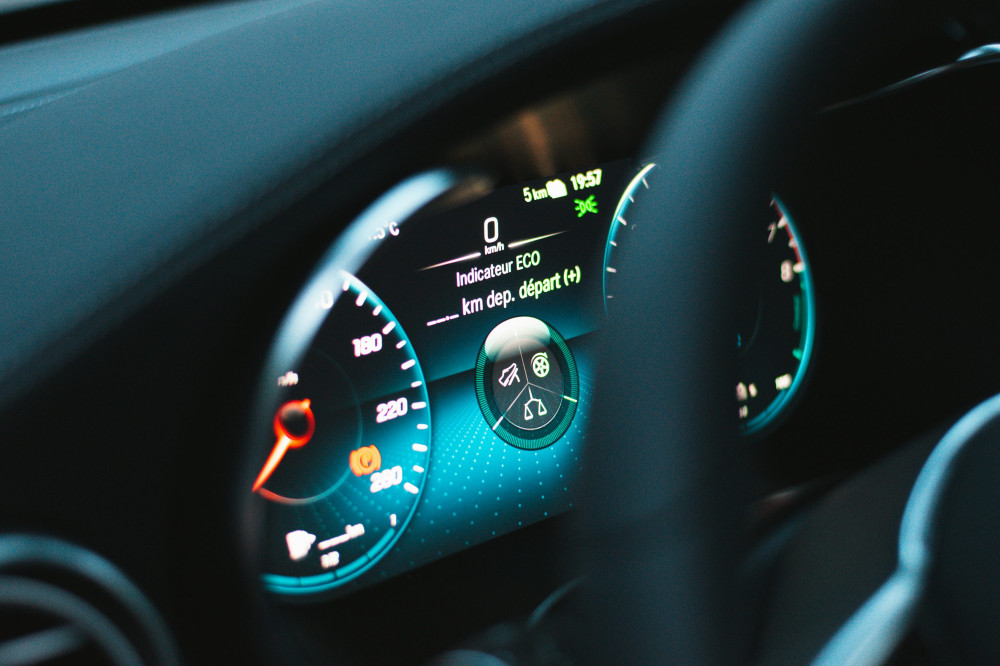 Perfekte præstationer med Mercedes CLA: Oplev magien!